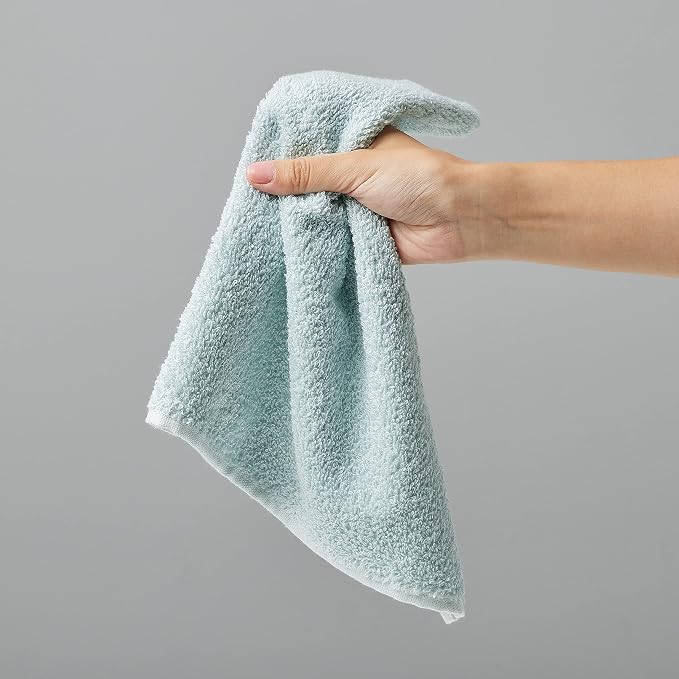 Amazon Basics Highly Absorbent, Soft & Durable 100% Cotton Washcloths - Image 12