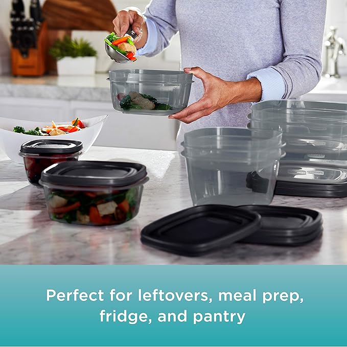 Rubbermaid EasyFindLids Food Storage Containers - Image 4