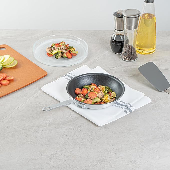 Restaurantware-Met Lux 7 Inch Fry Pan, 1 No-Stick Frying Pan - Induction-Ready, Triple-Riveted, Black Aluminum Cooking Skillet, Durable, For Searing, Sautéing, And Browning Food