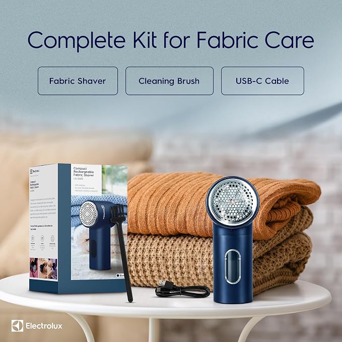 Electrolux Rechargeable Fabric Shaver | Compact Travel Lint Remover - Image 6