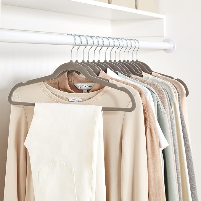 Amazon Basics Slim Velvet Non-Slip Space Saving Suit Clothes Hangers - Image 8