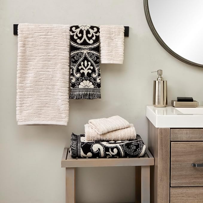 SKL Home CloudSoft/Amherst Medallion Bath Towel Set-6pc, Oatmeal/Black | 2 Bath - Image 4