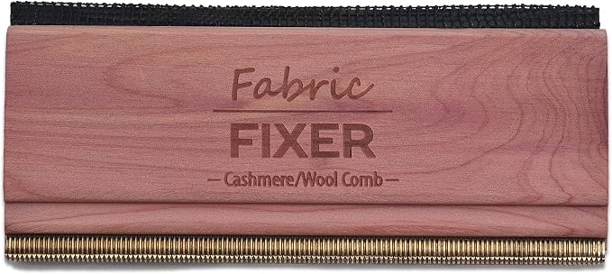 Cashmere Pill Remover Comb by WardrobeHackers