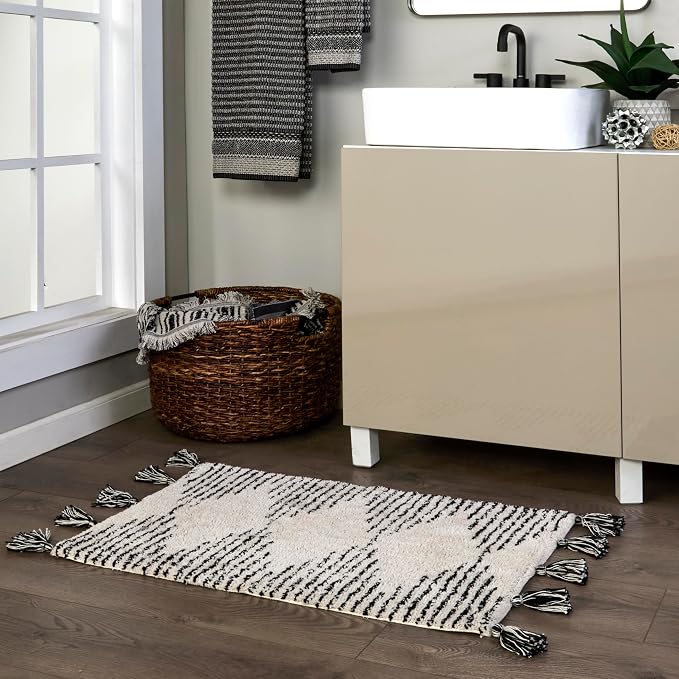 SKL Home Geo Diamond Bath Rug - Image 2