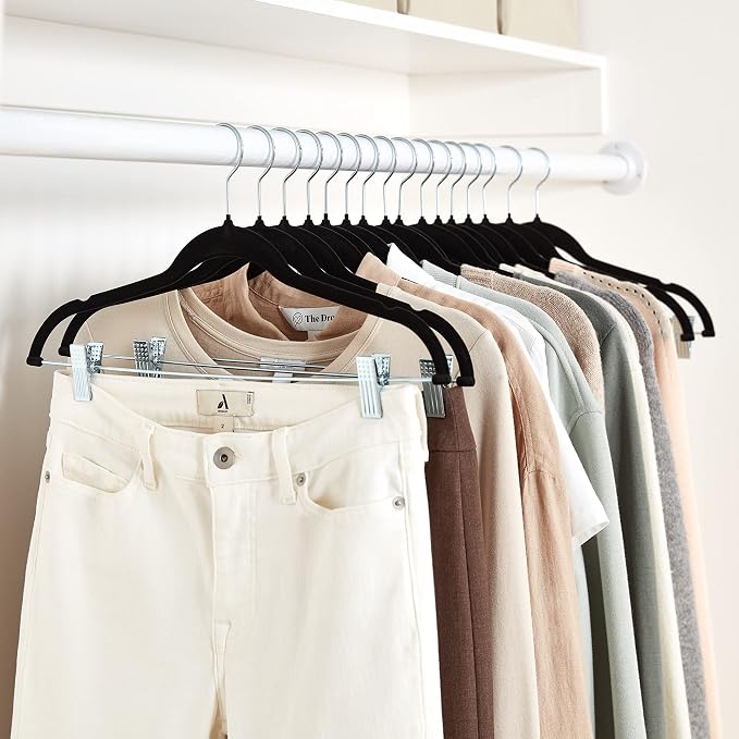 Amazon Basics Velvet Non-Slip Skirt Clothes Hangers - Image 6