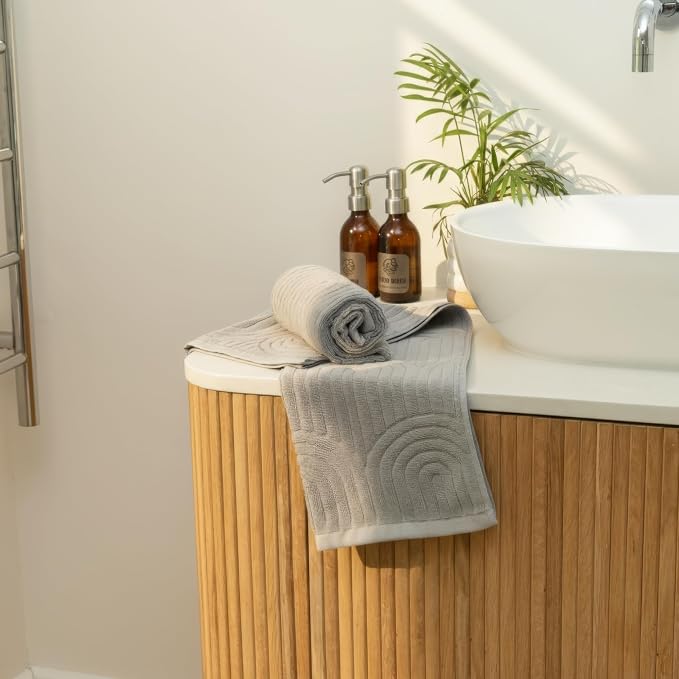 Decorative Hand Towels Set of 2 - Image 2