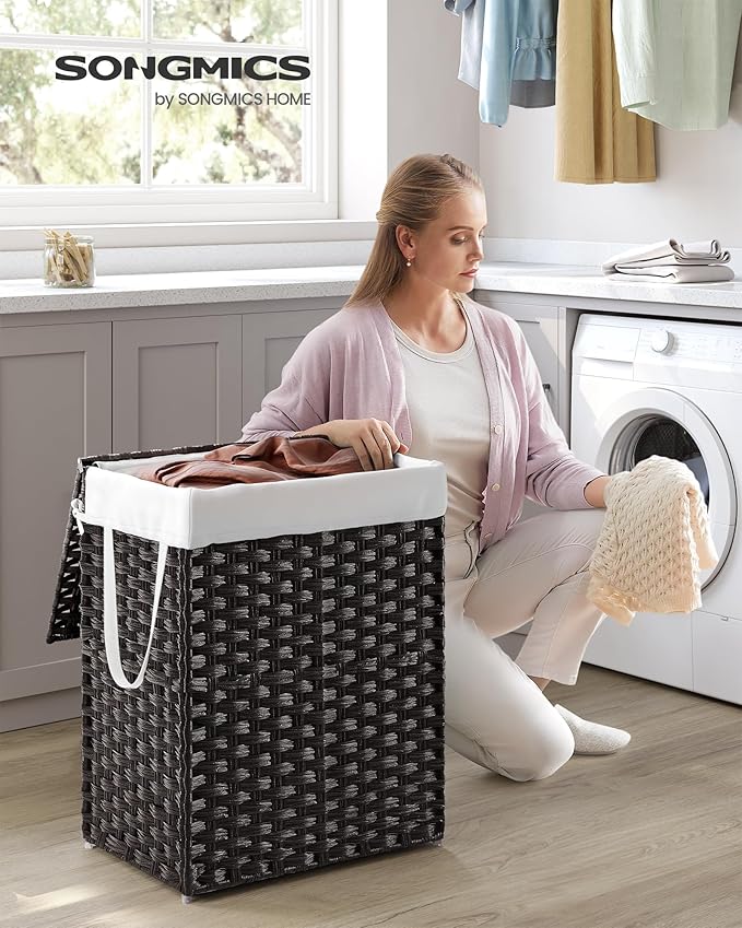 SONGMICS Laundry Hamper with Lid, 23.8 Gal Synthetic Rattan - Image 2