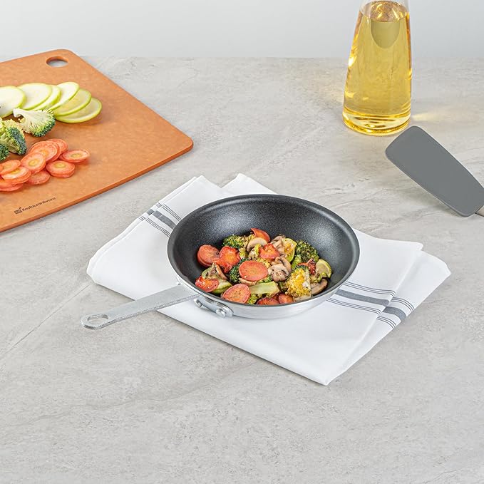 Restaurantware-Met Lux 7 Inch Fry Pans, 6 No-Stick Frying Pans - Induction-Ready, Triple-Riveted, Black Aluminum Cooking Skillets, Durable, For Searing, Sautéing, And Browning Food