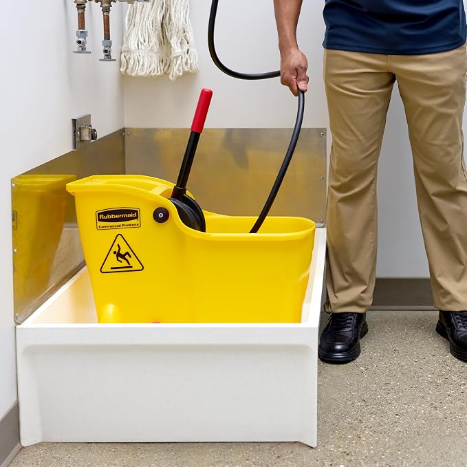 Rubbermaid Commercial 31 Quart Tandem Mop Bucket - Image 7