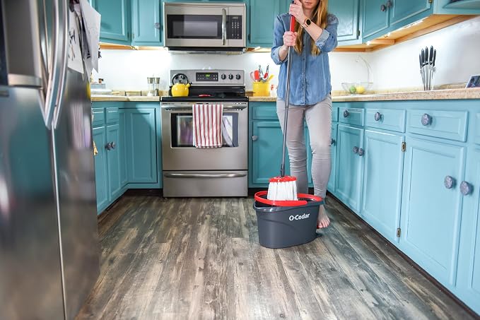 O-Cedar Easywring Microfiber Spin Mop & Bucket Floor Cleaning System - Image 17