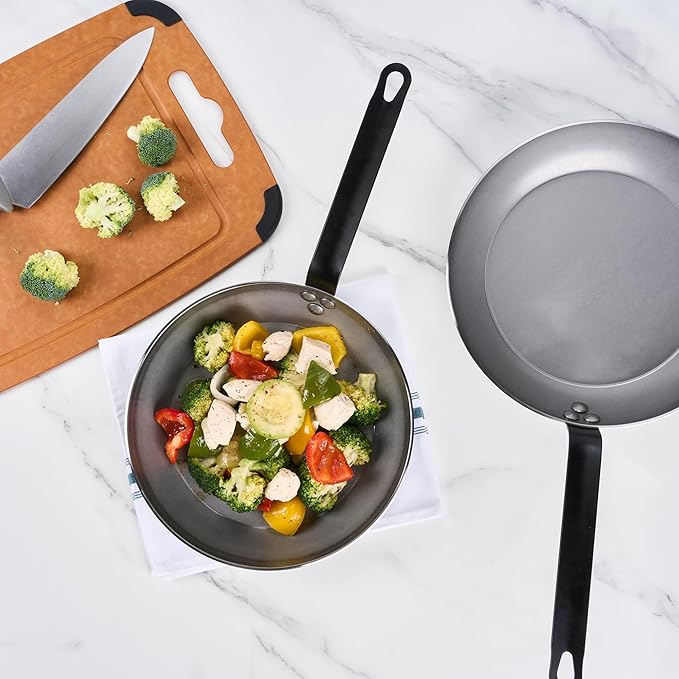 Restaurantware Fry Pan 1 Pack of 10.2 Inches Carbon Steel Non-Stick Searing Pan With Ergonomic Handle Silver For Sauteing and Omelets