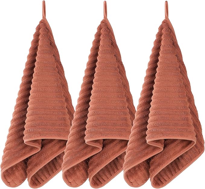 Luxury 3-Piece Quick-Dry Bath Towel Set – Ultra Soft Microfiber Towels | Hand by Bedvcaty