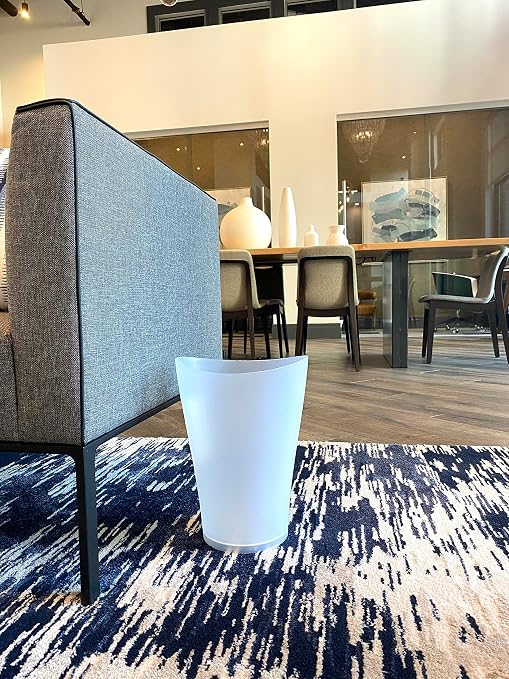 Rubbermaid Spa Works Compact Contemporary Style 9 Quart Indoor Open Vanity Home - Image 9