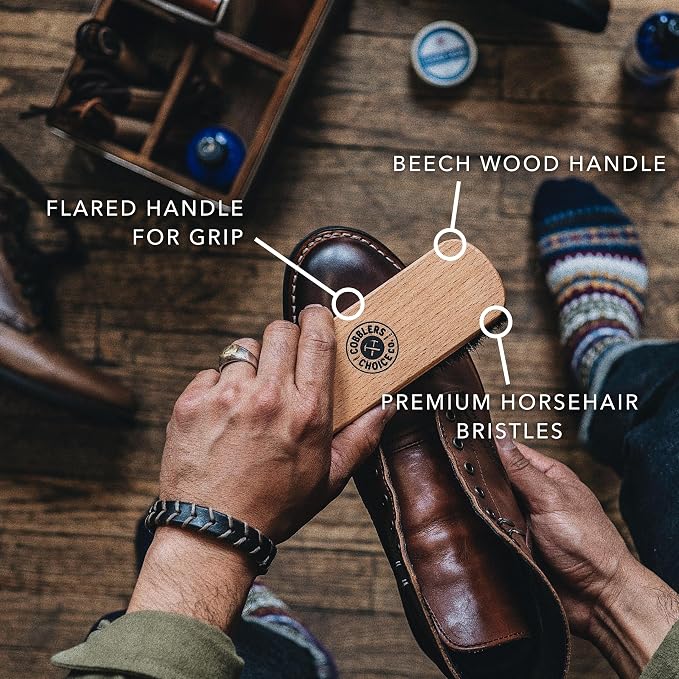 Cobbler's Choice Horsehair Shoe Brush - Image 3